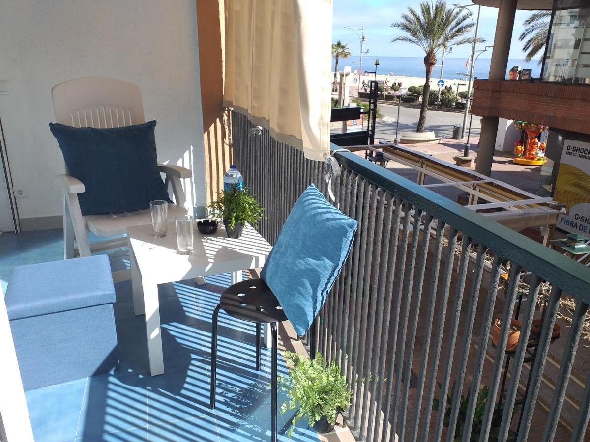 Apartamento Con Terraza Vistas Al Mar Apartment Lloret de Mar Bagian luar foto