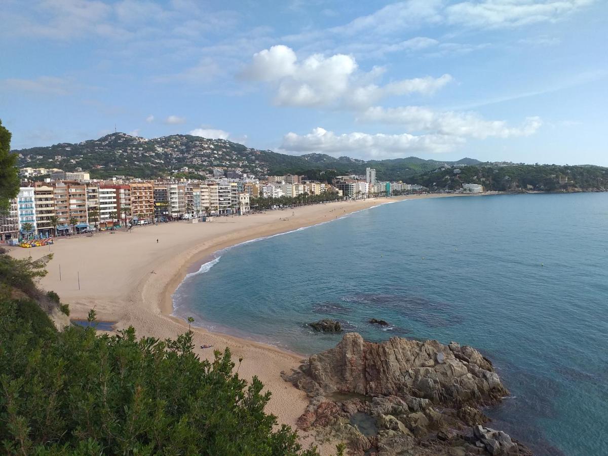 Apartamento Con Terraza Vistas Al Mar Lloret de Mar Bagian luar foto