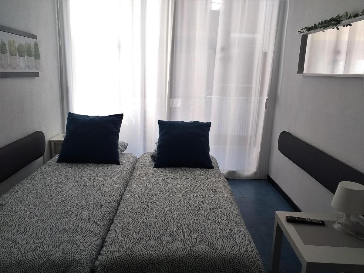 Apartamento Con Terraza Vistas Al Mar Lloret de Mar Bagian luar foto