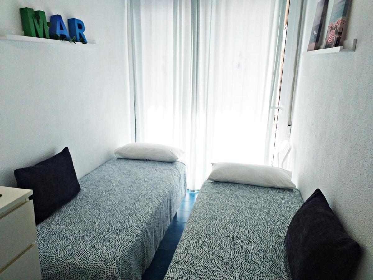 Apartamento Con Terraza Vistas Al Mar Lloret de Mar Bagian luar foto