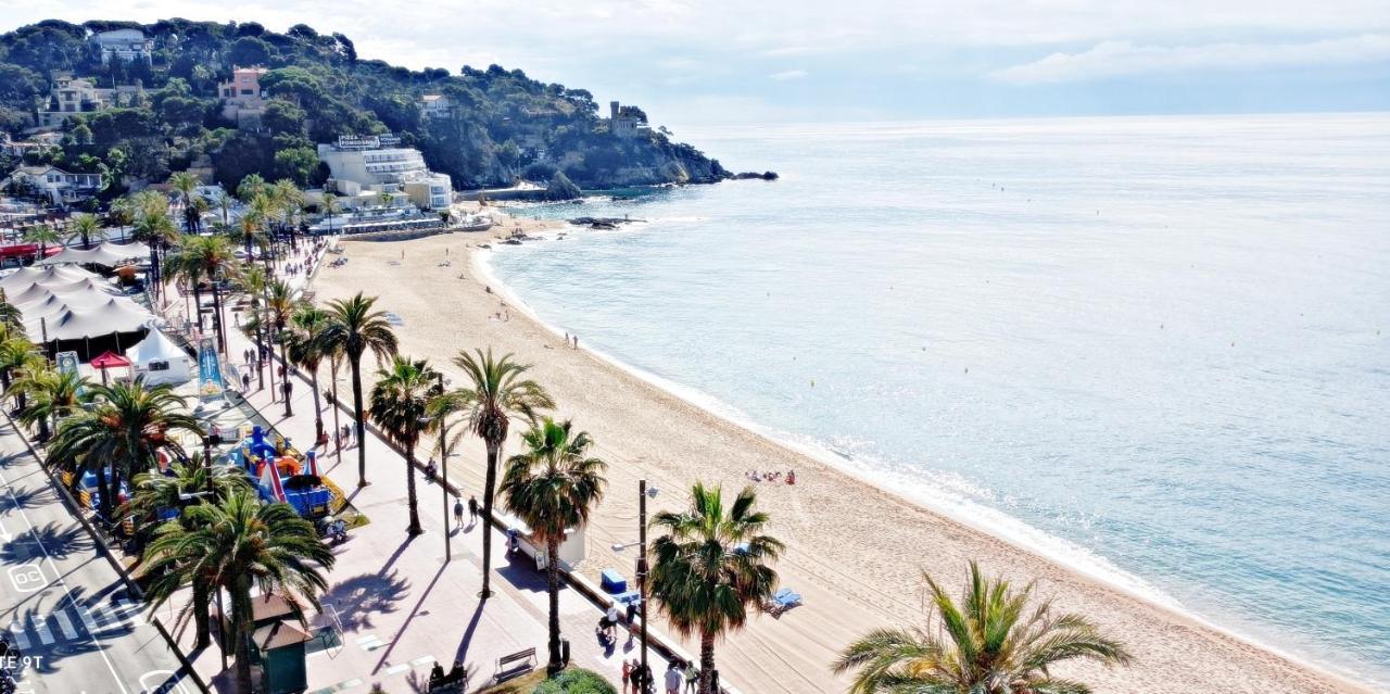 Apartamento Con Terraza Vistas Al Mar Lloret de Mar Bagian luar foto