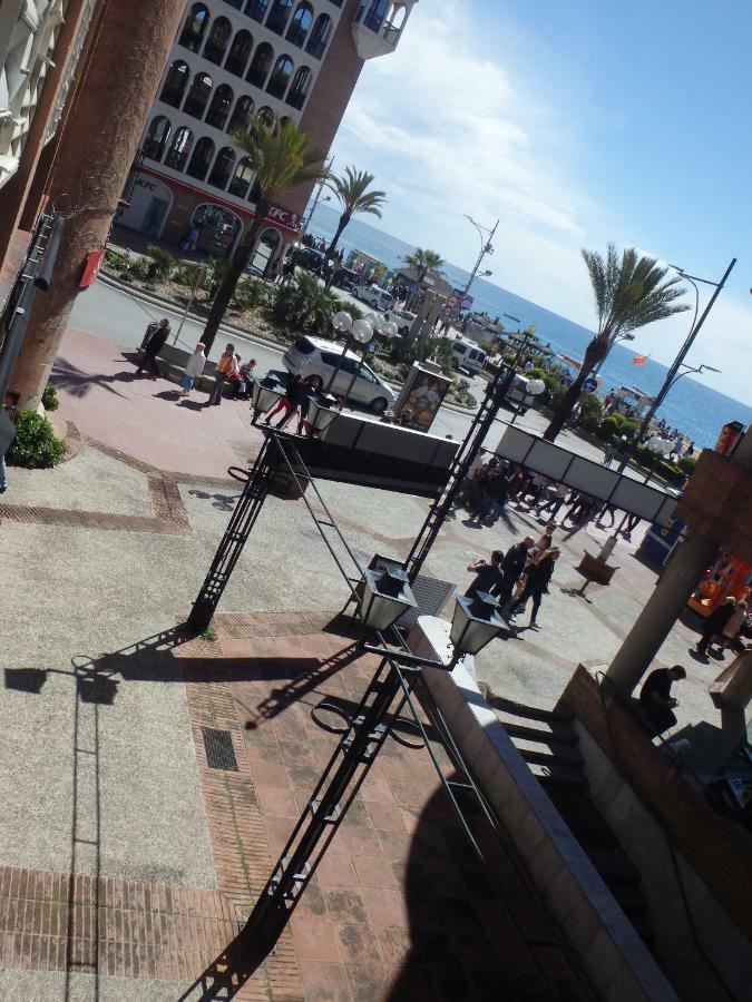 Apartamento Con Terraza Vistas Al Mar Apartment Lloret de Mar Bagian luar foto